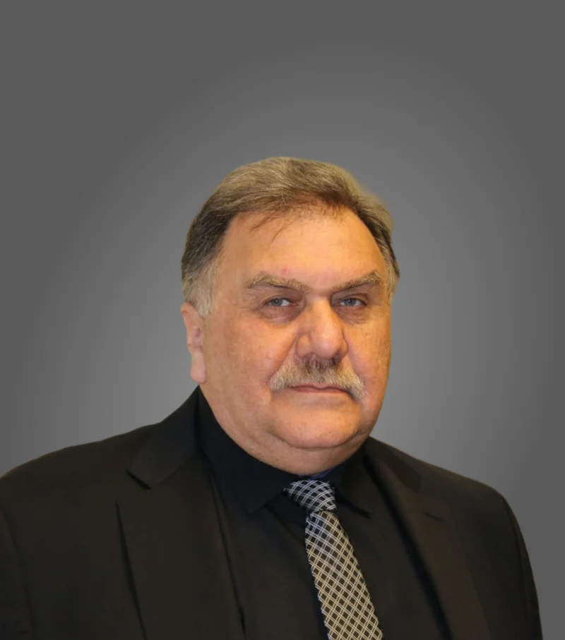 Dr. Ferri Hassani